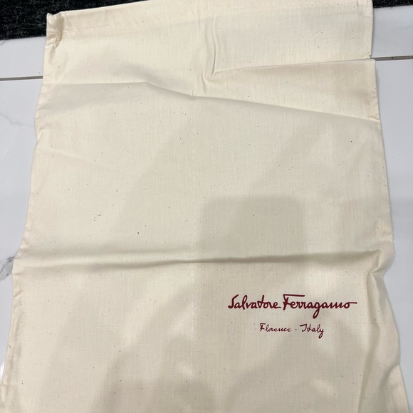 Ferragamo flats - Picture 5 of 6